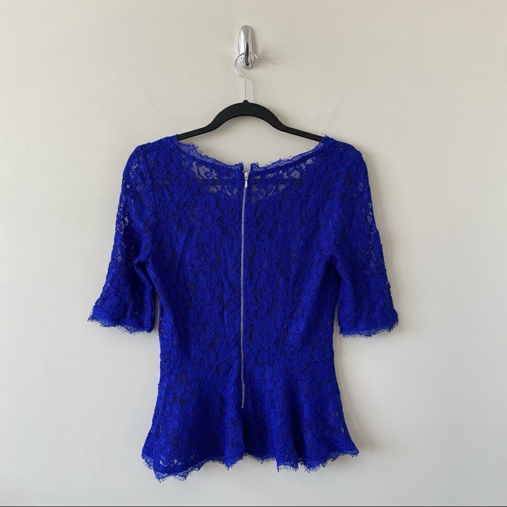 T.BABATON Barrett Lace Colt Blue Peplum Top - Picture 3 of 8